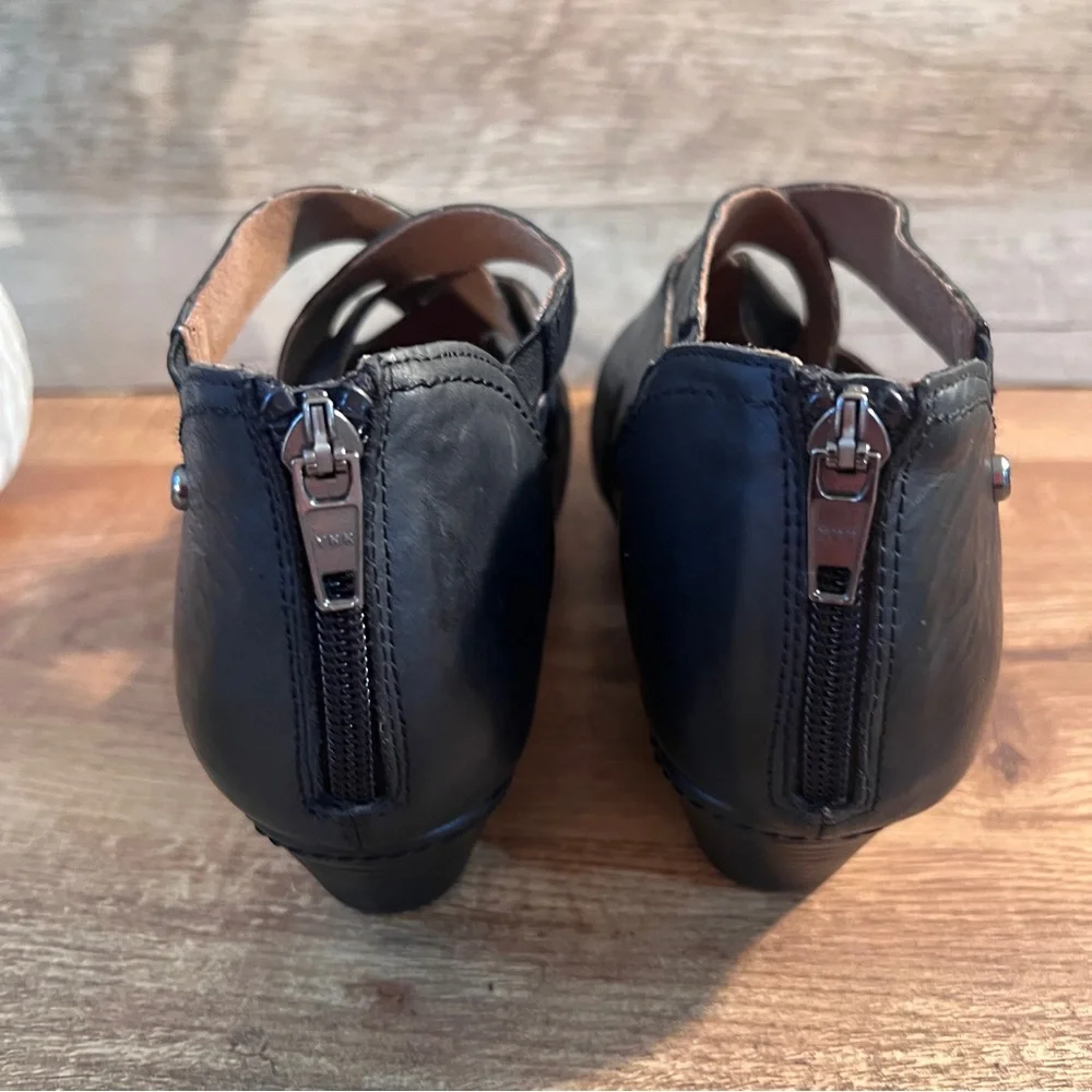 Cobb Hill Black‎ Leather Cutout Comfort Heels Size 8.5